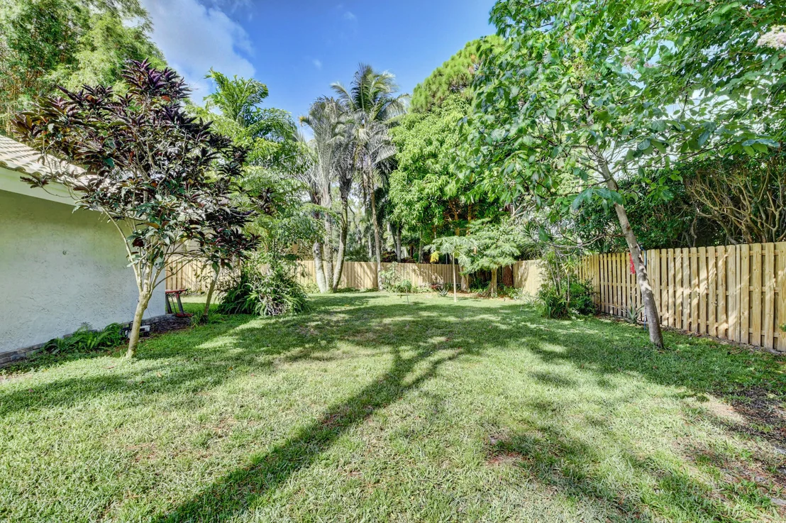 Photo of 2941 NW 24th Way