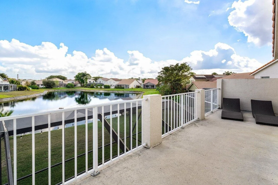 Photo of 18051 Clear Brook Circle