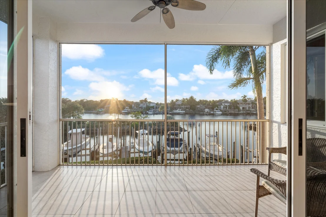 Photo of 602 Oak Harbour Drive