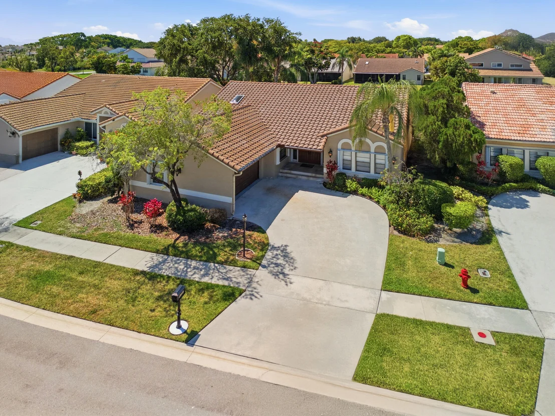Photo of 8555 Eagle Run Drive