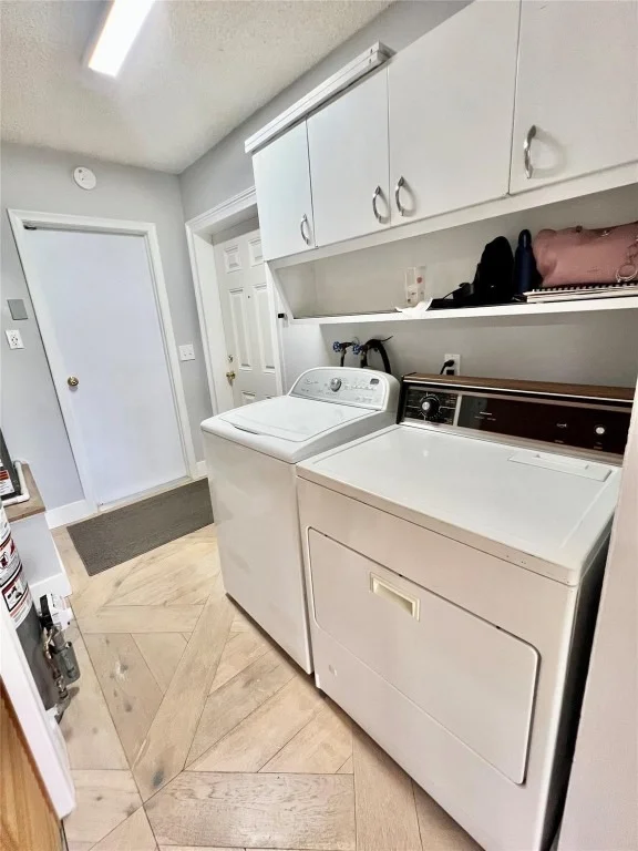 Photo of 10571 Sunset Strip