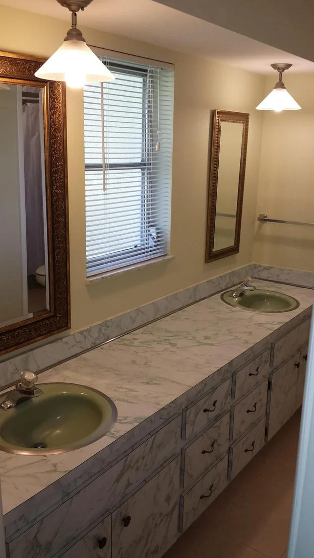 Photo of 381 SE Edgewood Drive