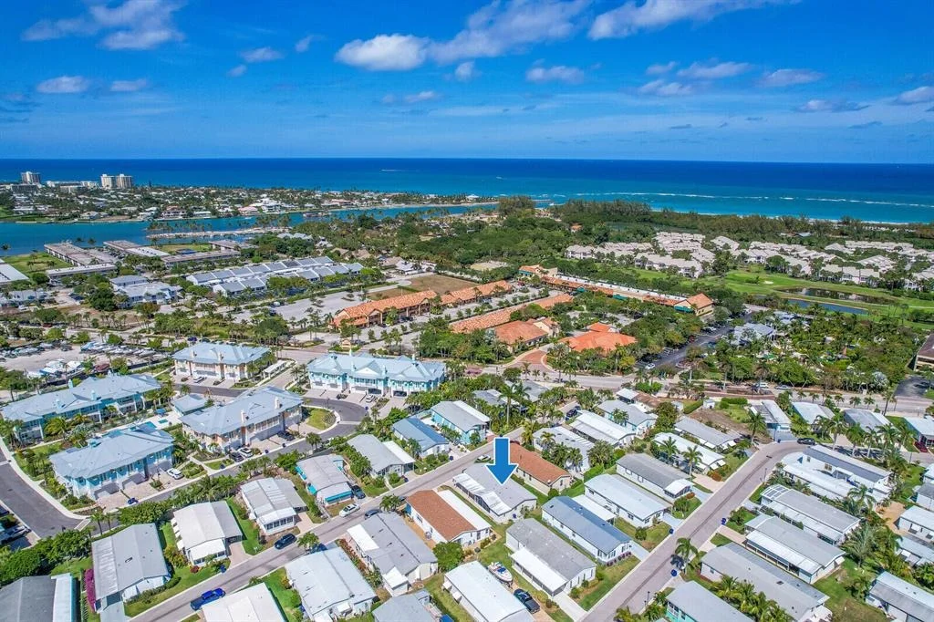 Photo of Unit 117 at 400 N A1a