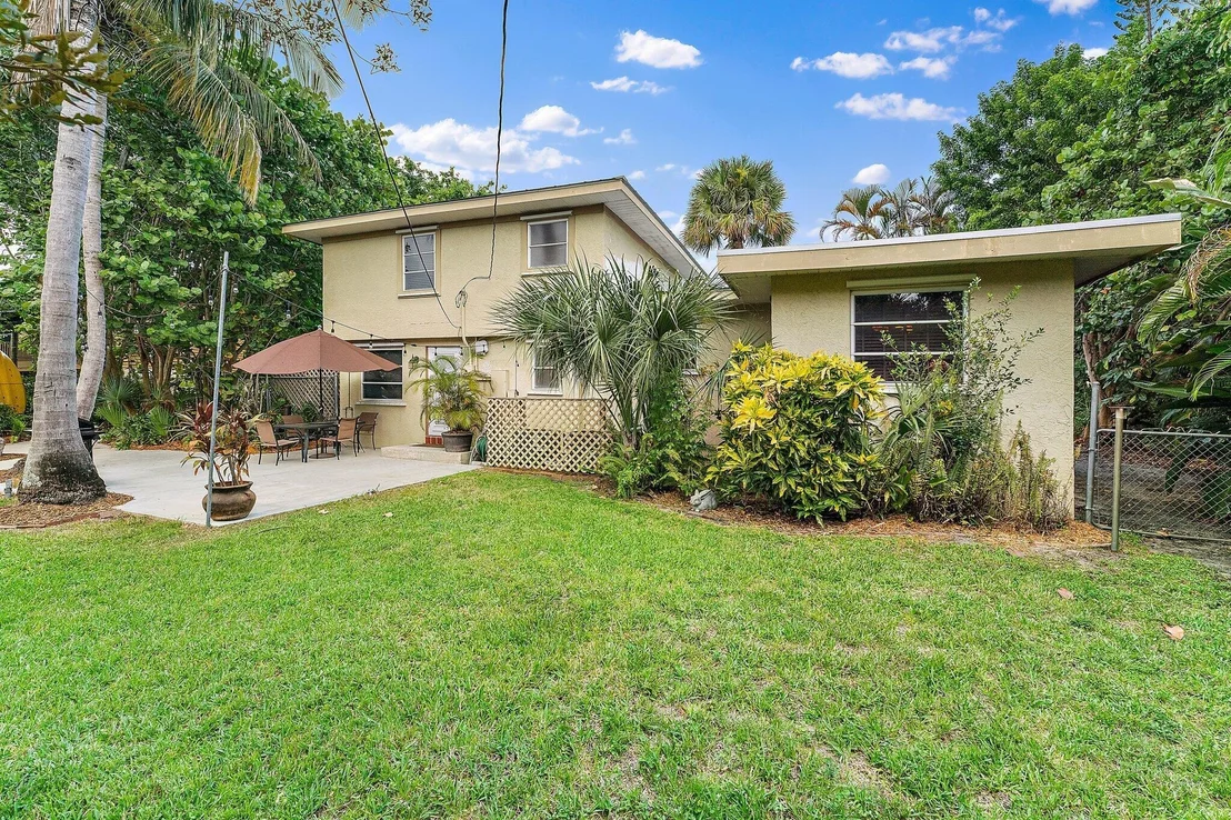 Photo of 4166 NE Sunset Drive
