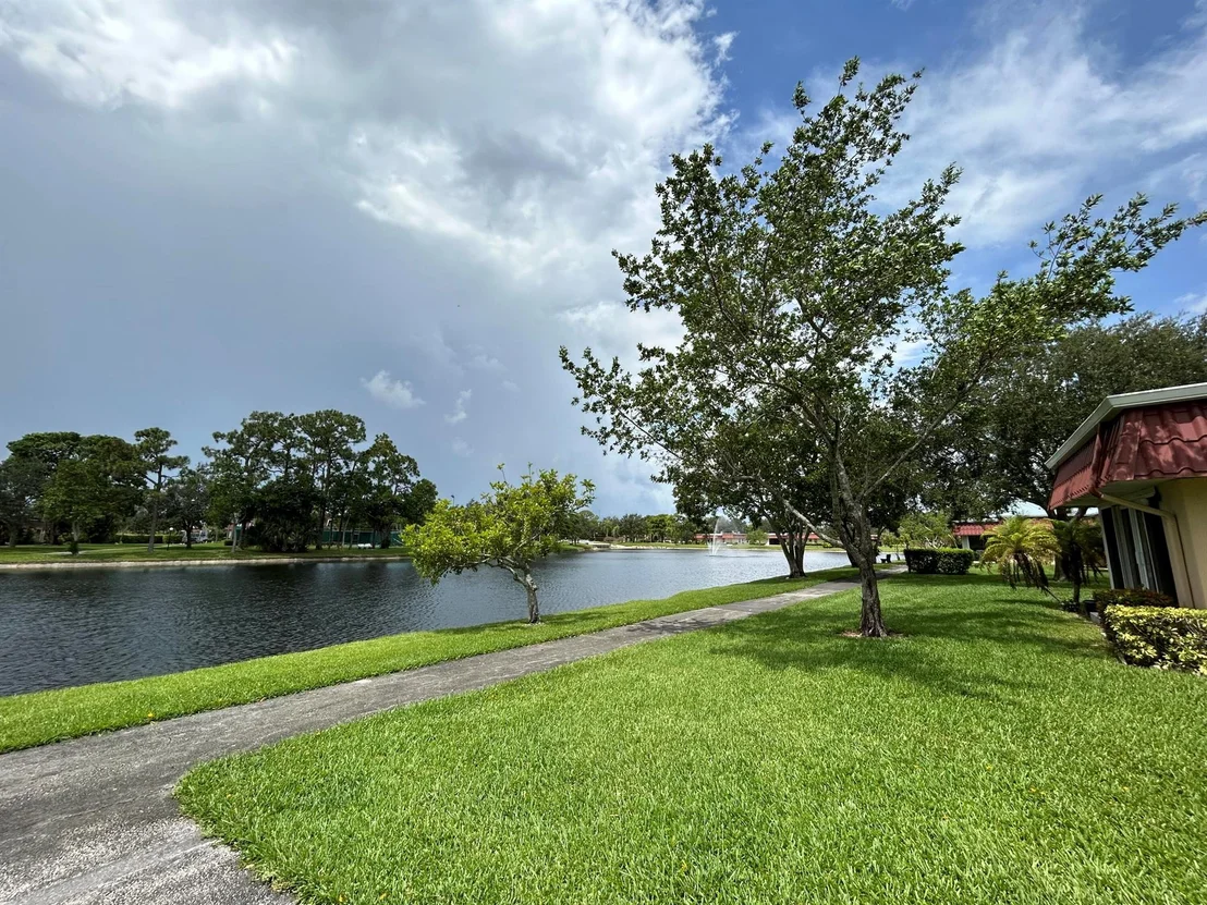 Photo of 294 Cape Cod Circle