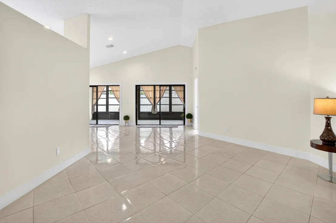 Photo of 182 Temple Avenue