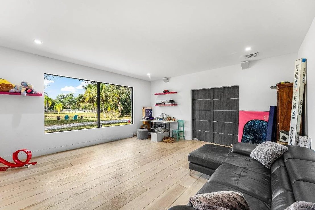 Photo of 6296 188th Trail N