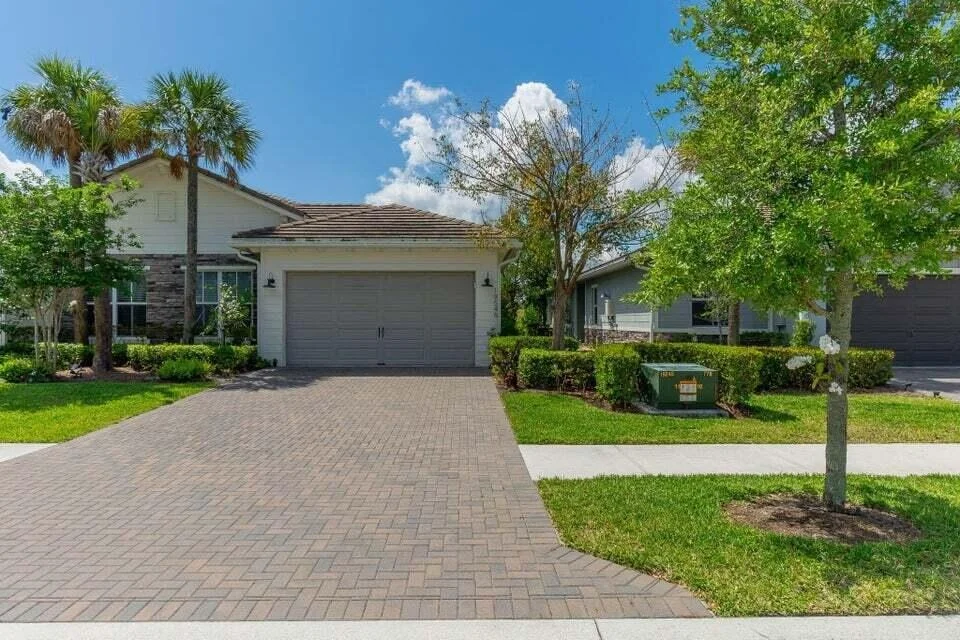 Photo of 19546 Weathervane Way