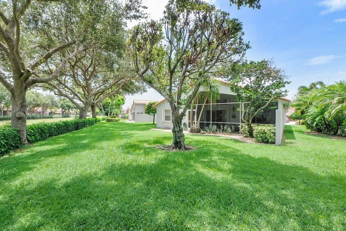 Photo of 6643 Sherbrook Drive