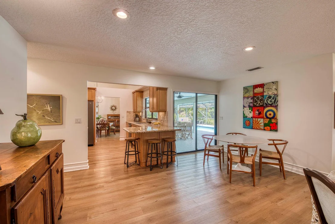 Photo of 18402 Lake Bend Drive