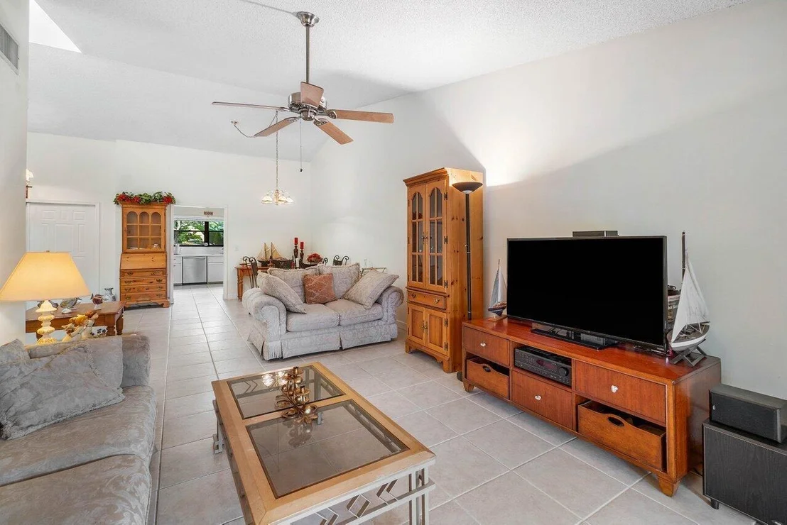 Photo of 7586 Solimar Circle