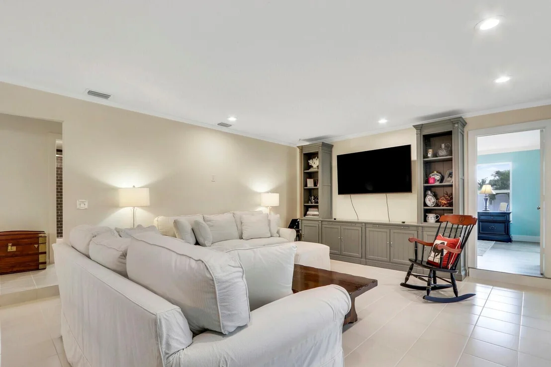 Photo of 41 Golfview Drive