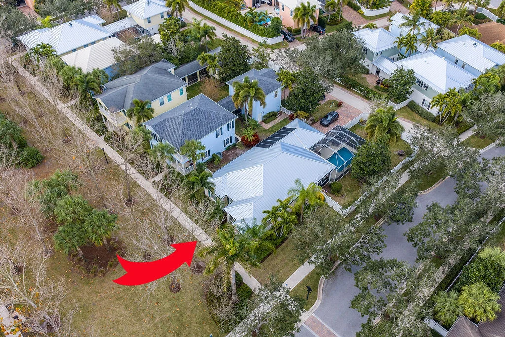 Photo of 102 Bonaire Lane
