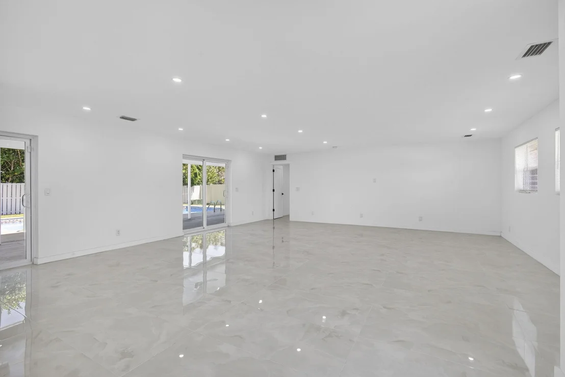 Photo of 12890 Guilford Circle