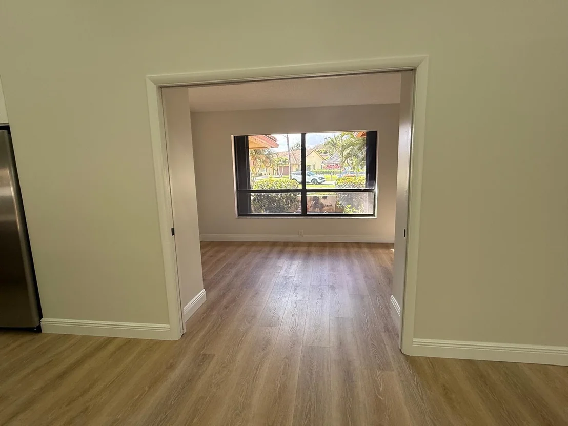 Photo of 9362 Laurel Green Drive