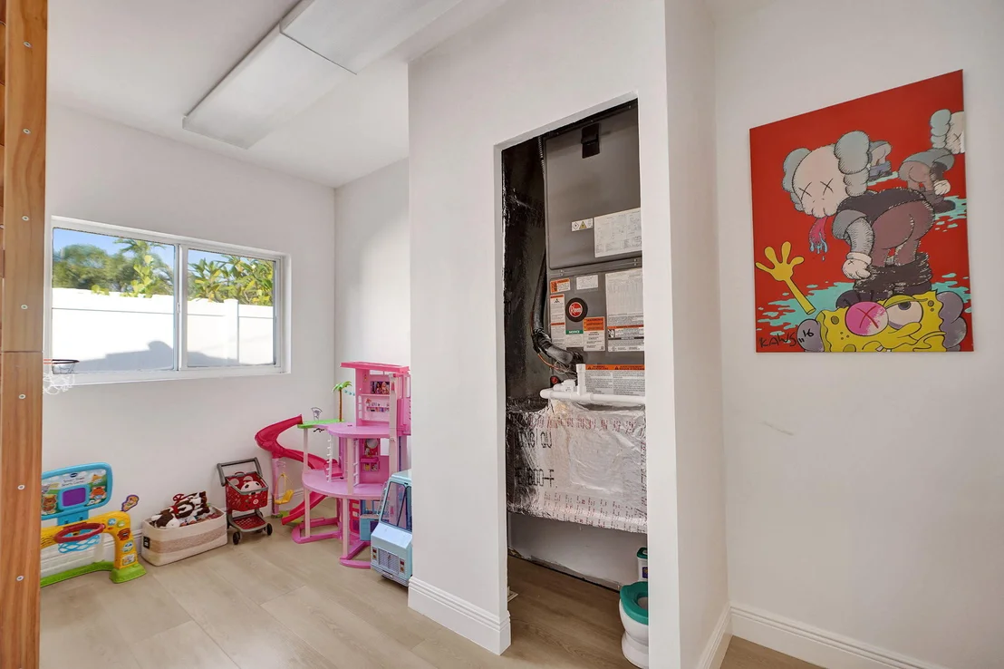 Photo of 4200 NE 22ND Terrace