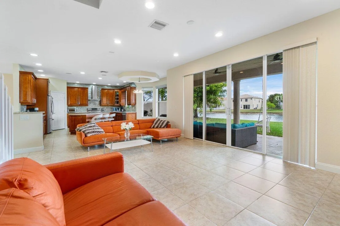 Photo of 9023 Alexandra Circle