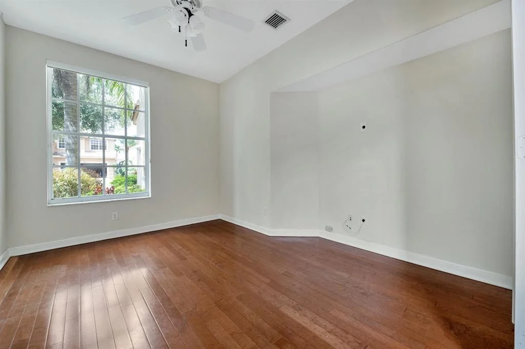 Photo of 4780 S Classical Boulevard
