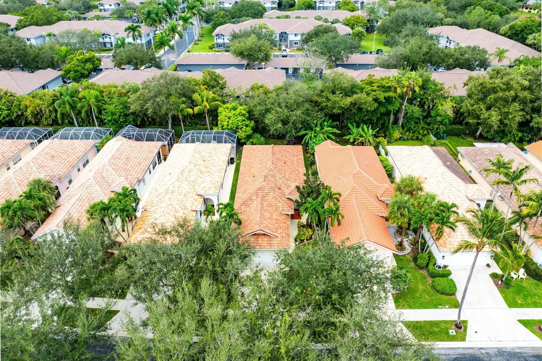 Photo of 2048 Valencia Drive