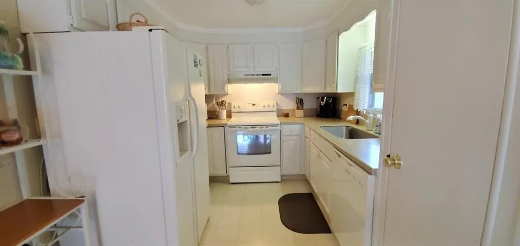 Photo of Unit 23 at 400 N Highway A1a