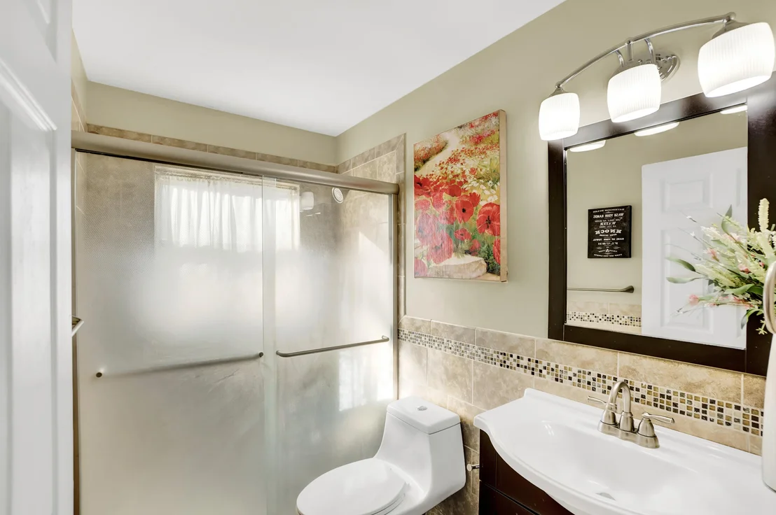 Photo of 7880 Manor Forest Lane