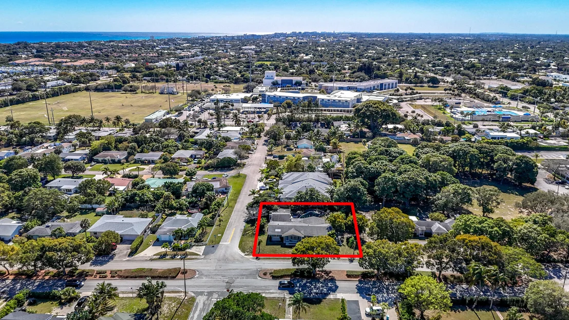 Photo of 262 Gulfstream Boulevard