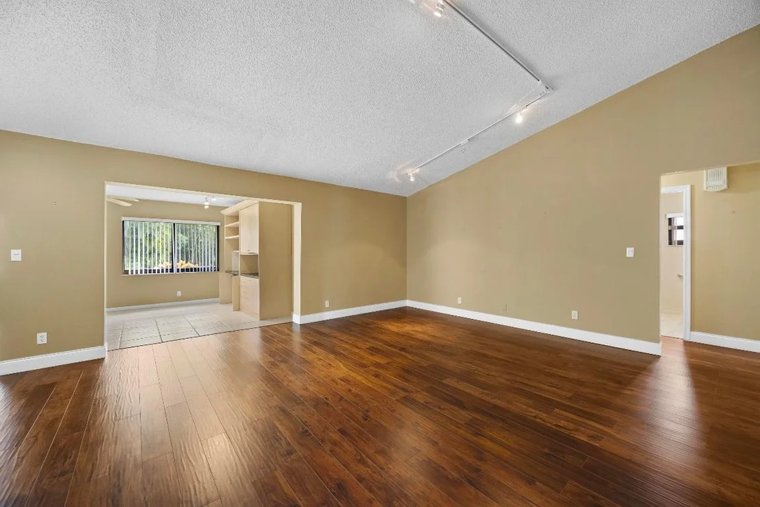 Photo of 7974 Cloverfield Circle