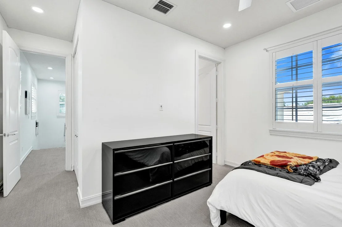 Photo of 111 LEATHER LEAF Drive