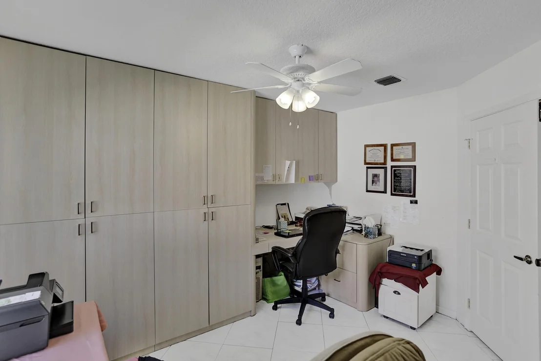 Photo of 7470 Falls Road W