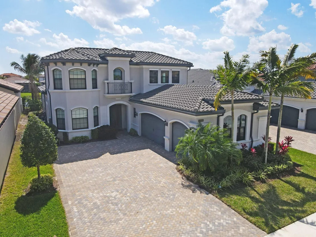Photo of 9782 Bozzano Drive