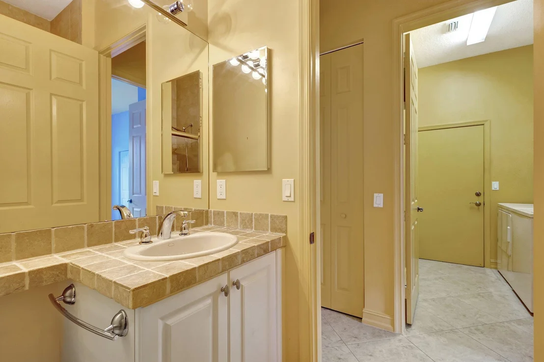 Photo of 10623 Silverton Lane