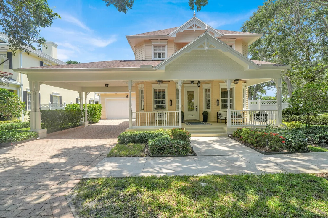 Photo of 110 Sweet Bay Circle