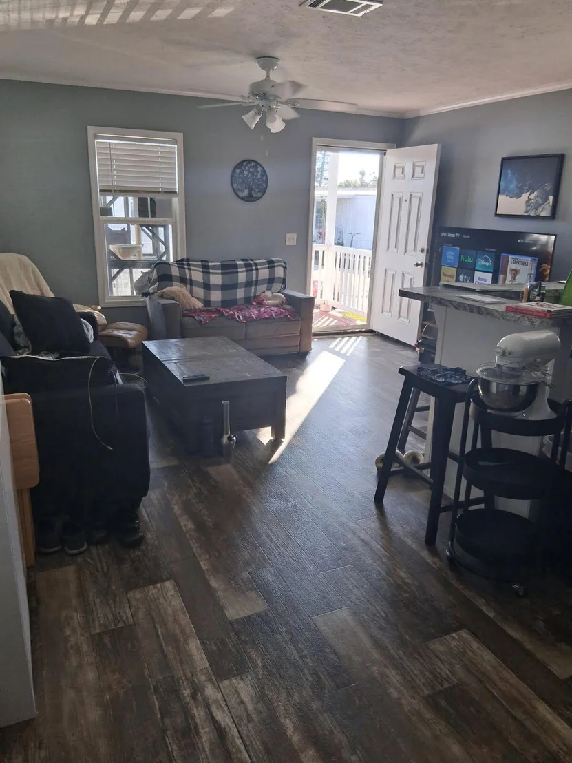 Photo of 356 Mockingbird Avenue