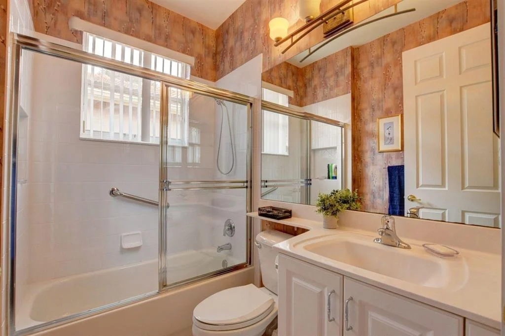 Photo of 8780 Palm River Drive