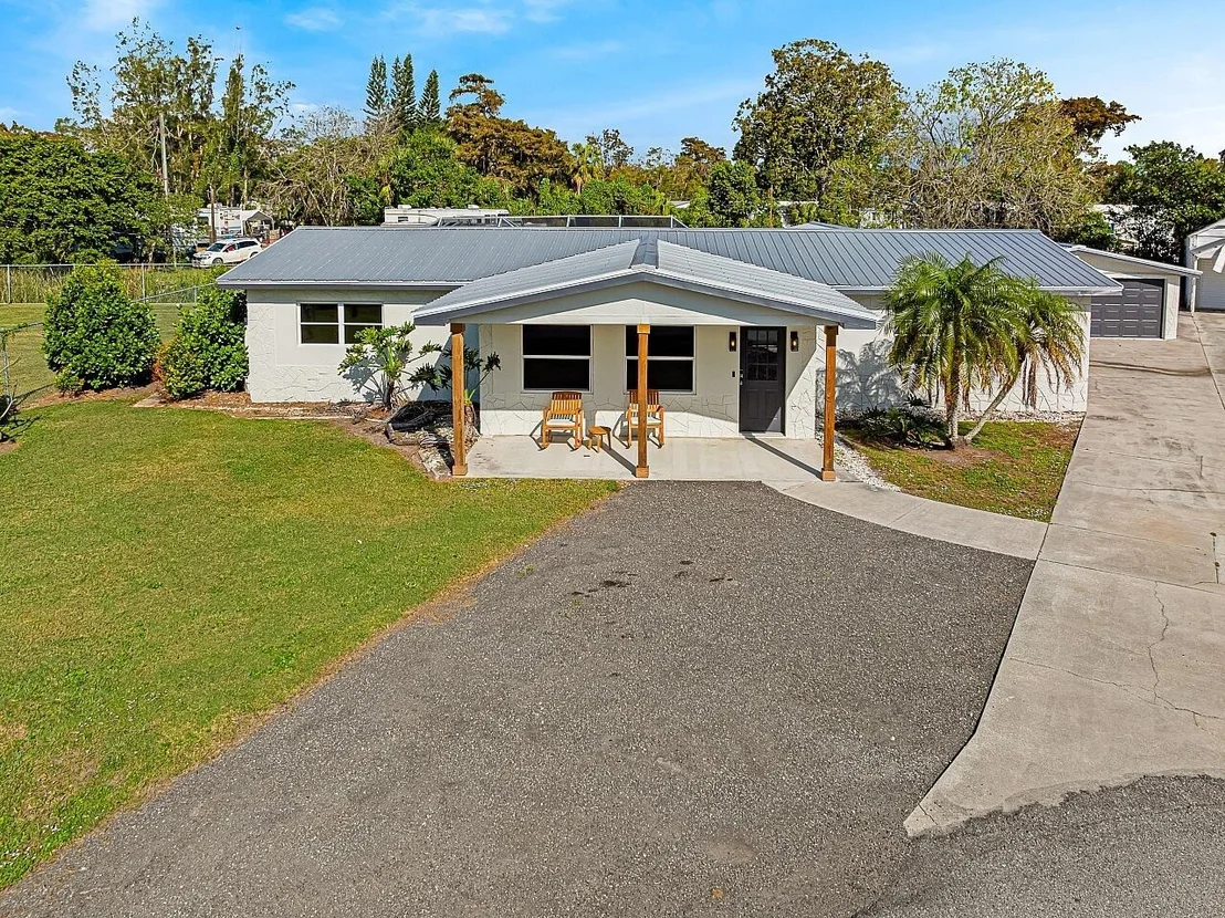 Photo of 3111 SE 32nd Court