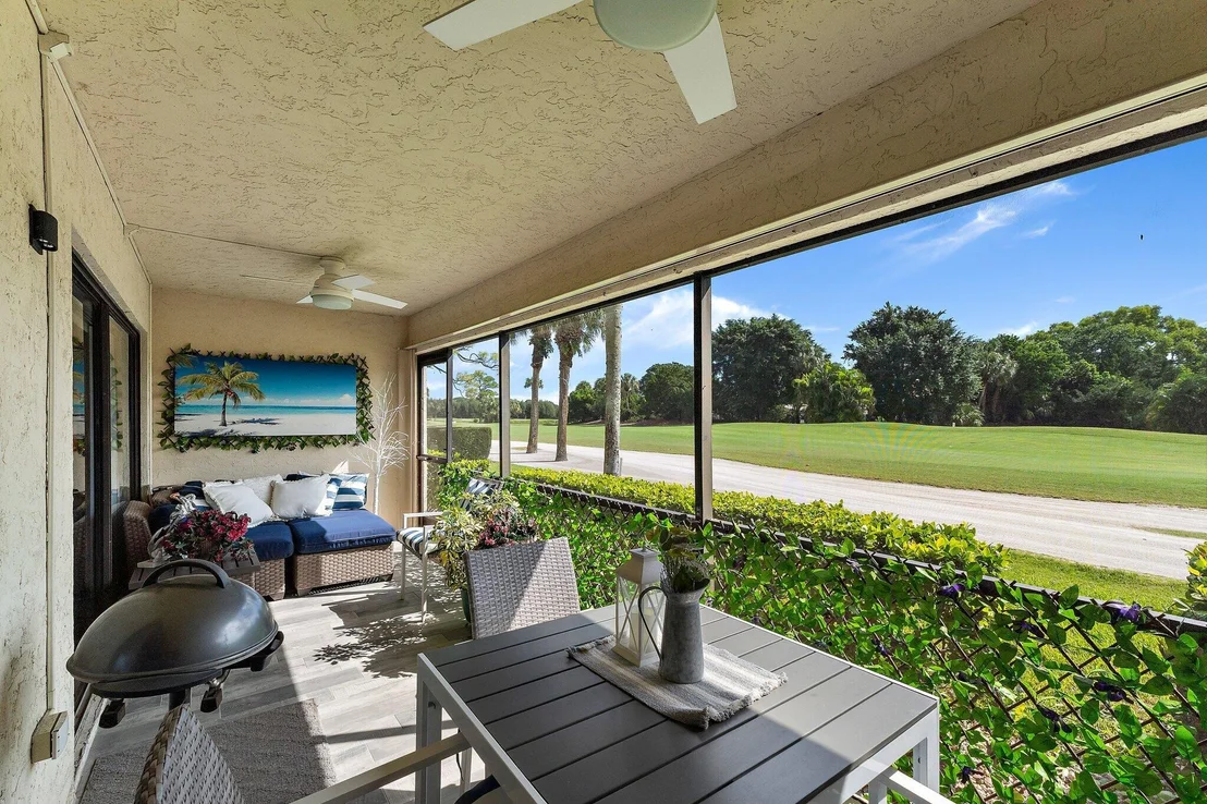 Photo of Unit B at 1201 Pinecrest Circle