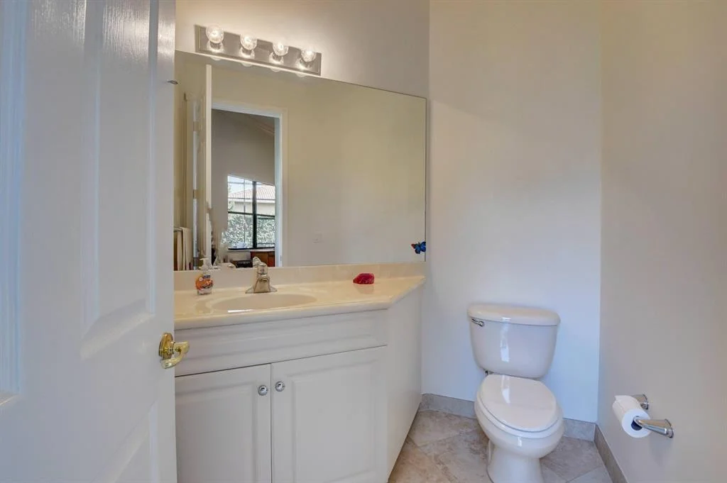 Photo of 9170 Isles Cay Drive