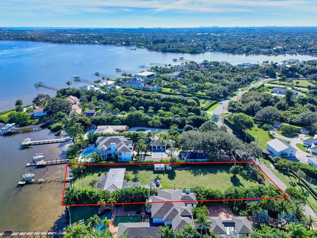Photo of 5297 Pennock Point Road