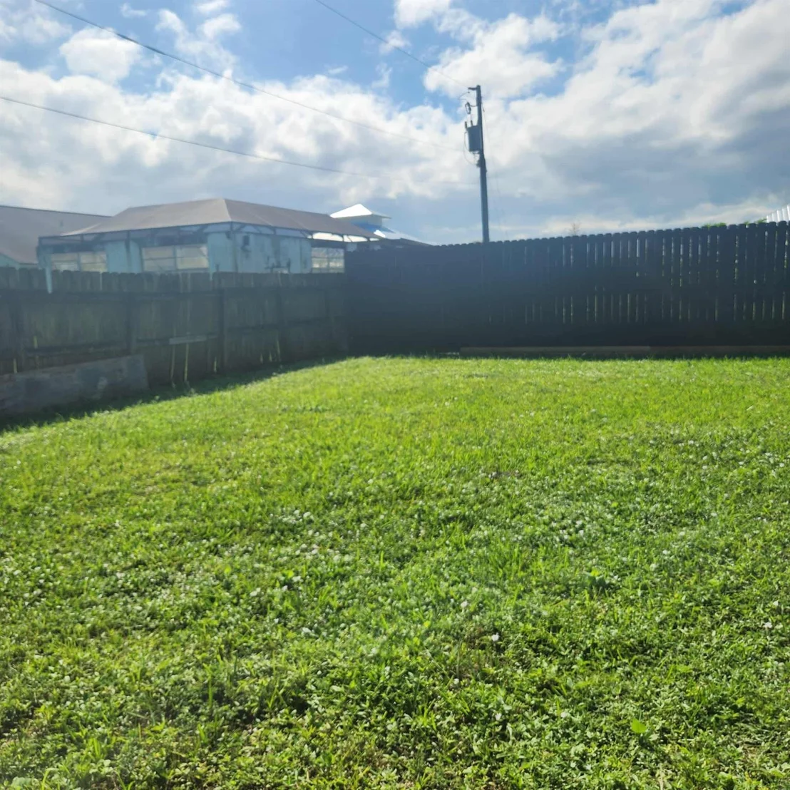 Photo of 855 SE Highland Avenue