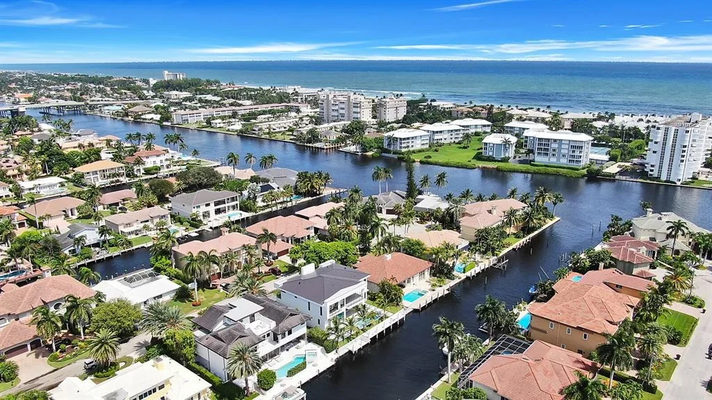 Photo of 960 Banyan Drive