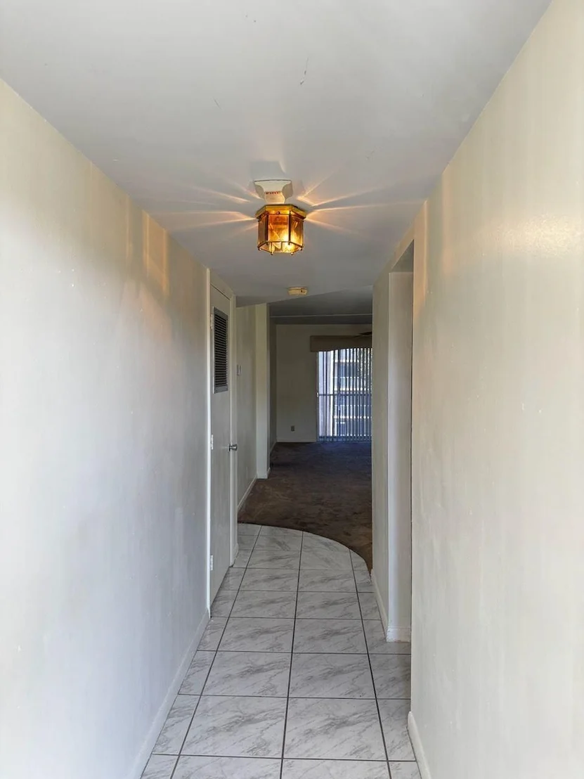 Photo of Unit 302 at 1075 Riverside Drive