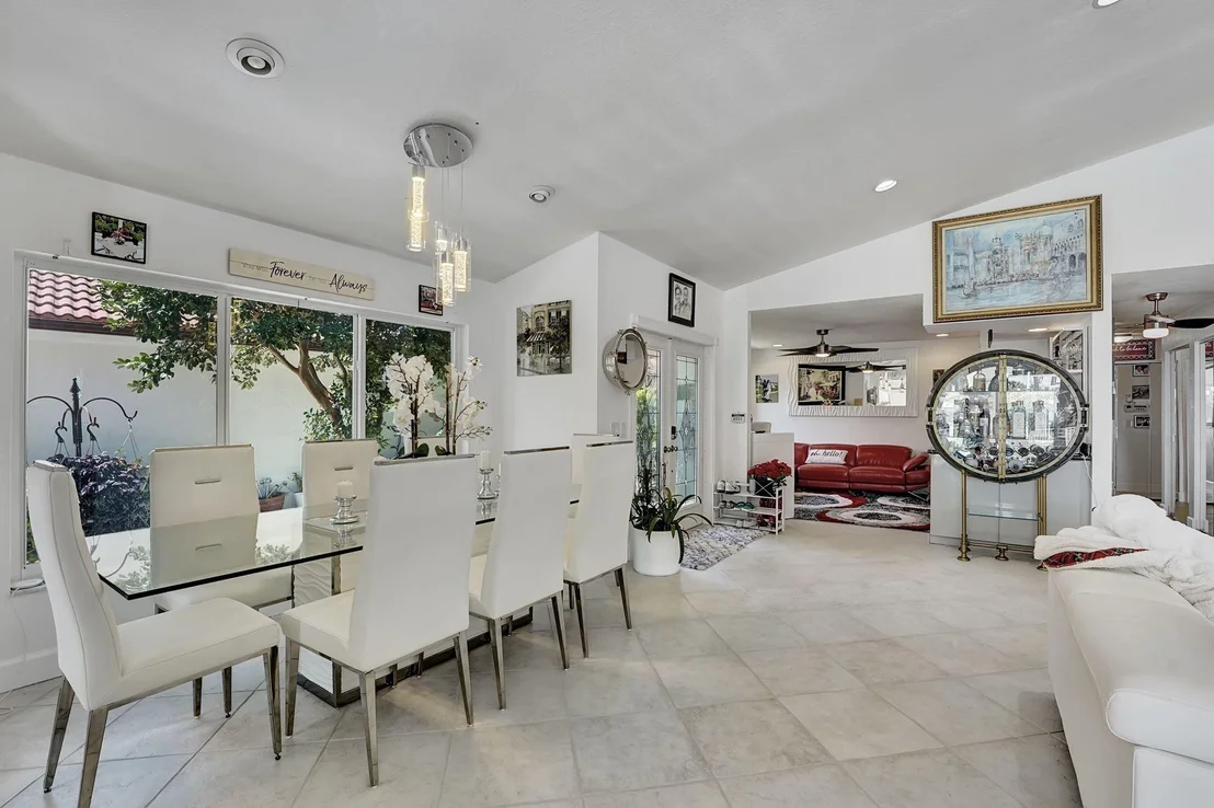 Photo of 10215 Sunset Bend Drive