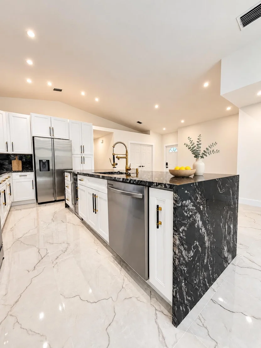 Photo of 7098 CHESAPEAKE Circle