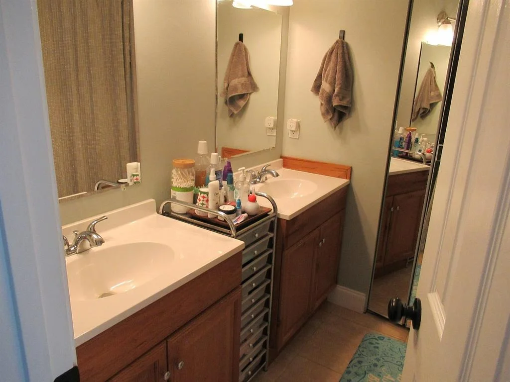 Photo of Unit 129 at 1440 Augusta Circle