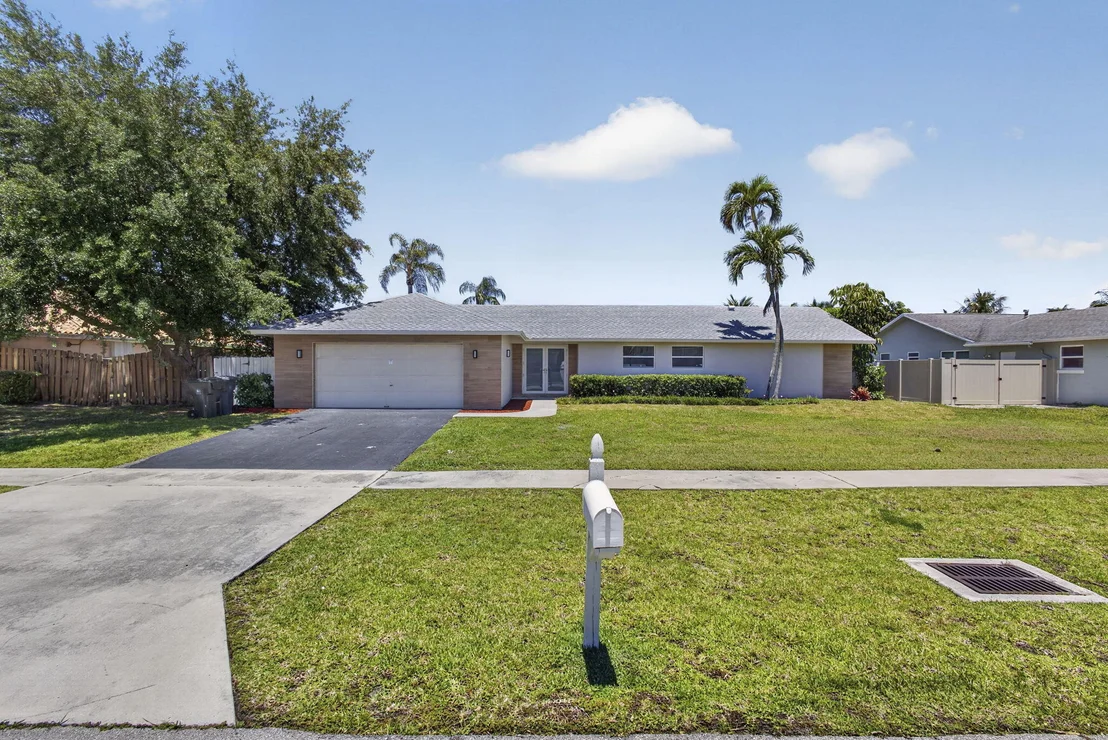 Photo of 12890 Guilford Circle