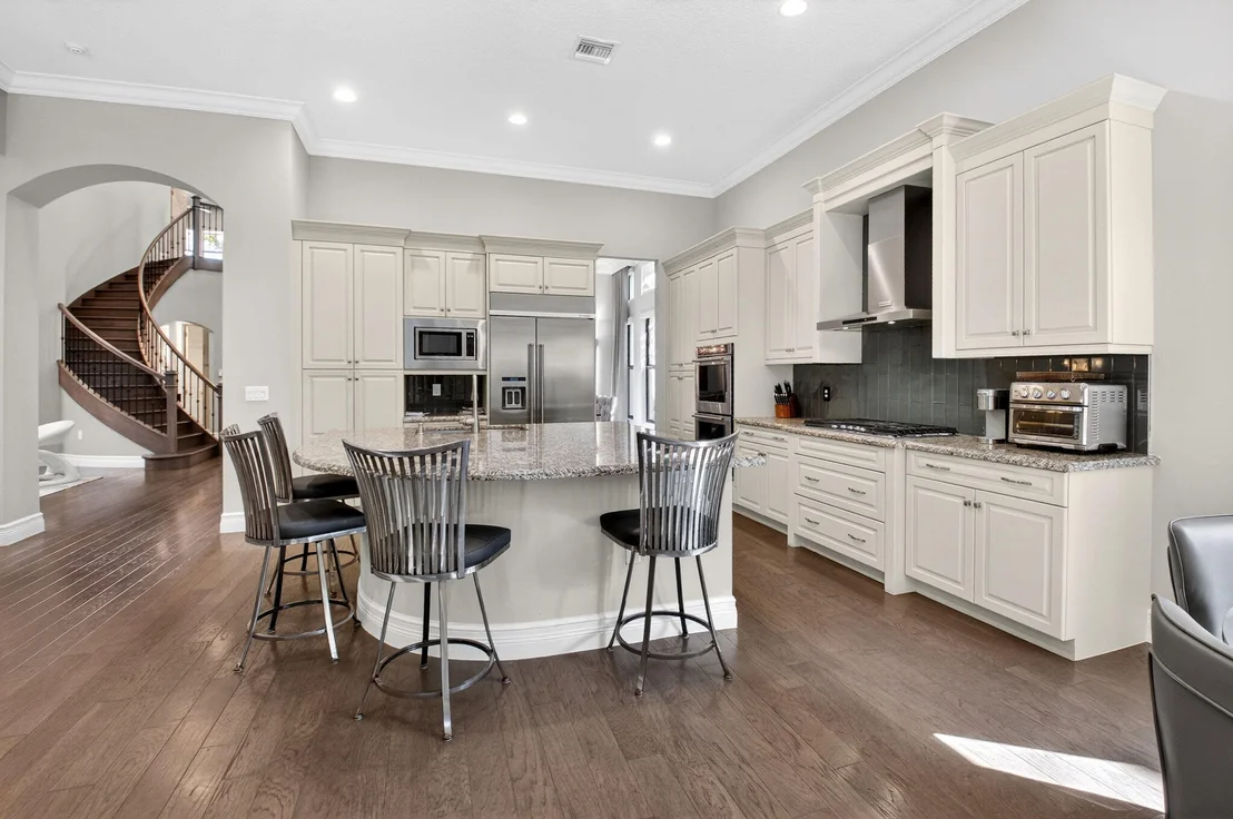 Photo of 16921 Pavilion Way