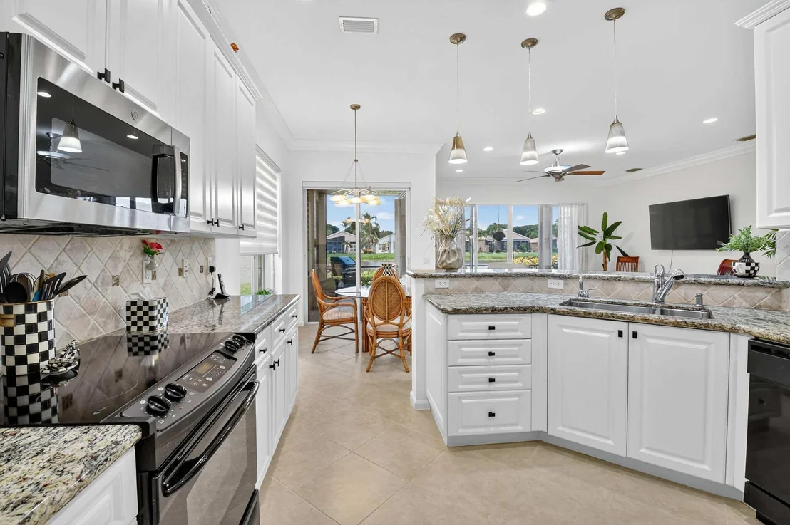 Photo of 7419 Twin Falls Drive