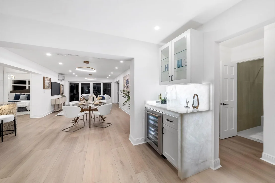 Photo of 258 SE 3rd Terrace