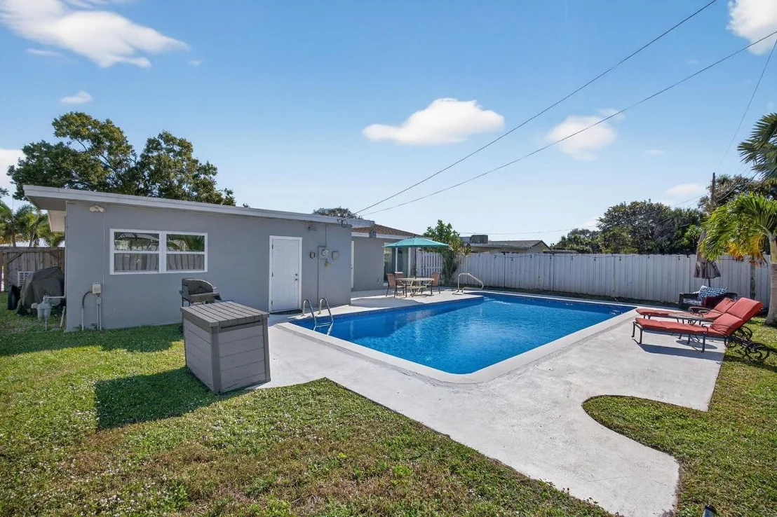 Photo of 511 Iris Avenue