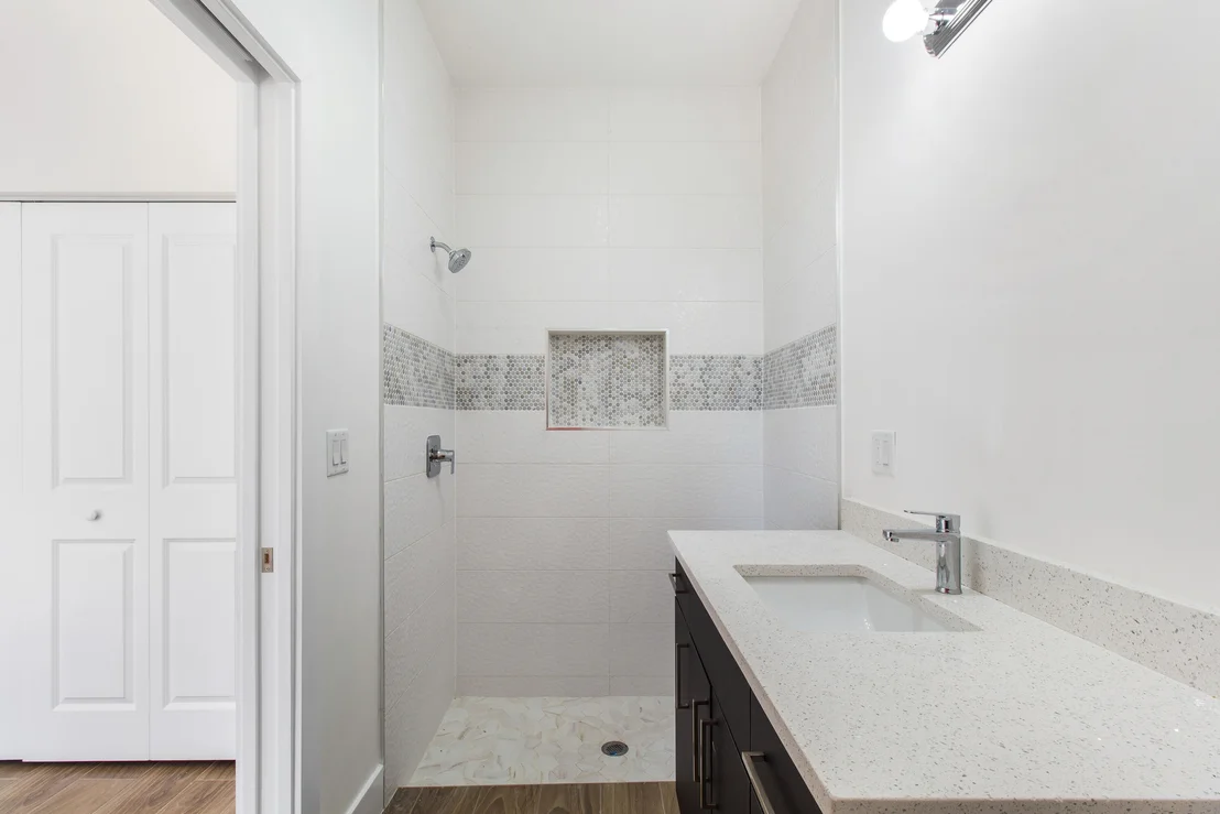 Photo of 315 N E Street